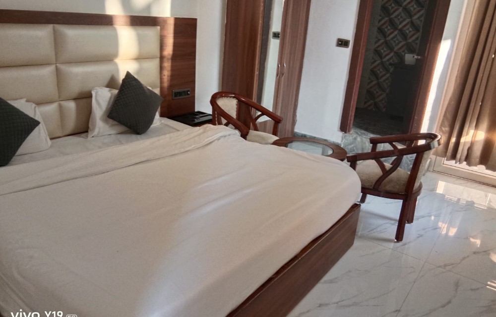 The Hotel JRS