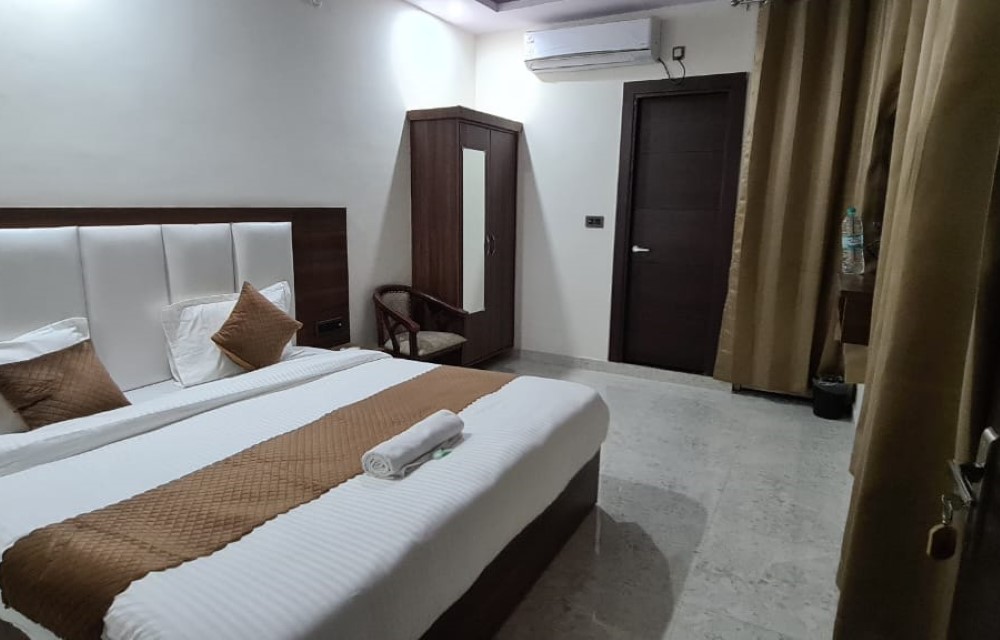 The Hotel JRS